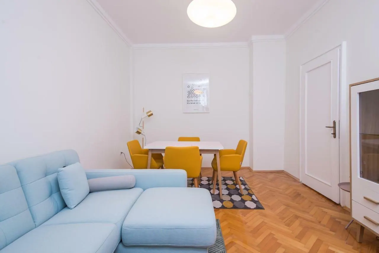 Designer & Luxurious, Business, One Bedroom Apartment In Top Central Sofia By Flat Mаnager 0*,  불가리아